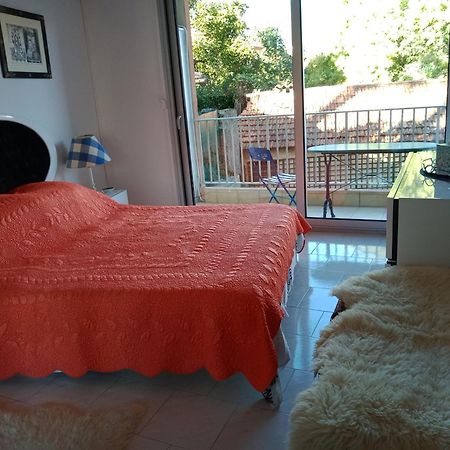 Appartement Au Calme Menton Exterior foto